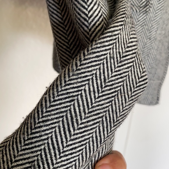 BANANA REPUBLIC herringbone blazer - Picture 7 of 9